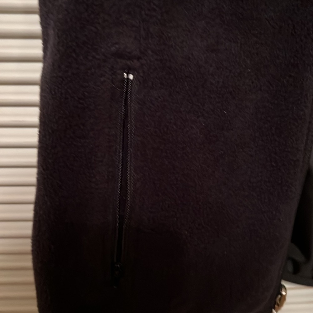 LAVON Reversible Zip Vest - Picture 5 of 9